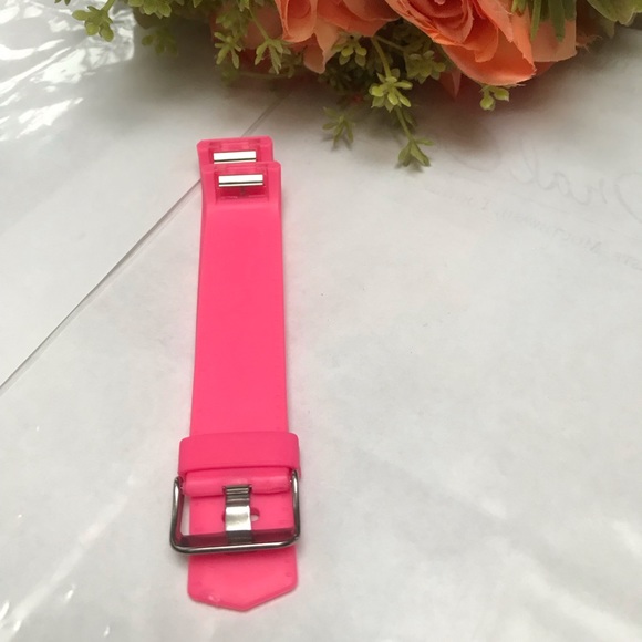 For Fitbit Charge 2 Pink Silicone Replacement Band - Picture 7 of 8